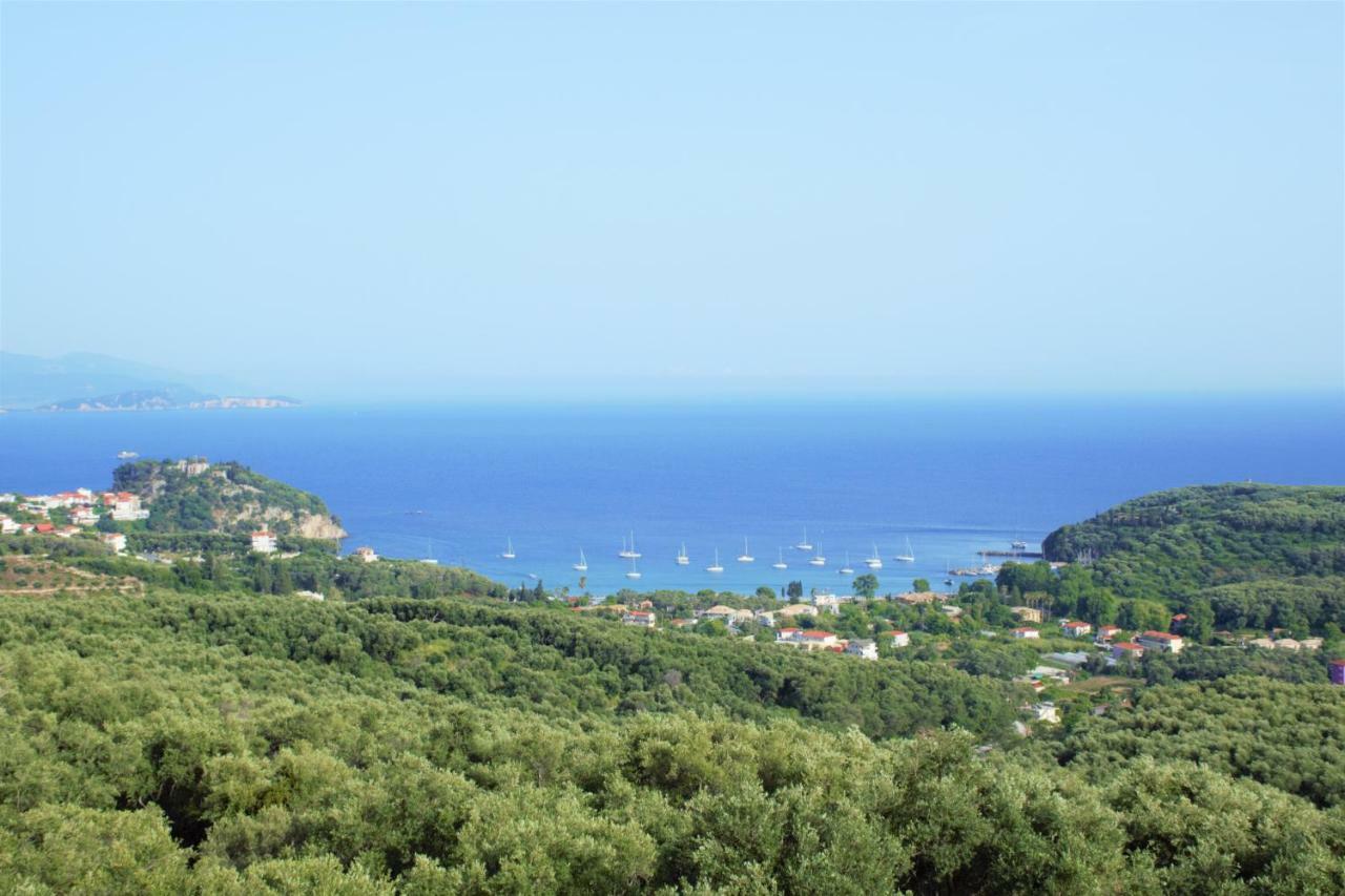 Villa Thomas Nakas Parga Exterior photo